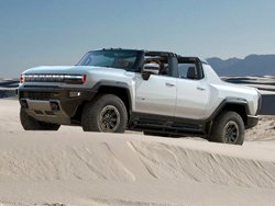 Електропікап GMC Hummer EV відправили на конвеєр Електропікап GMC Hummer EV відправили на конвеєр