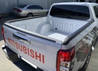 Накладки на борта кузова Mitsubishi L200