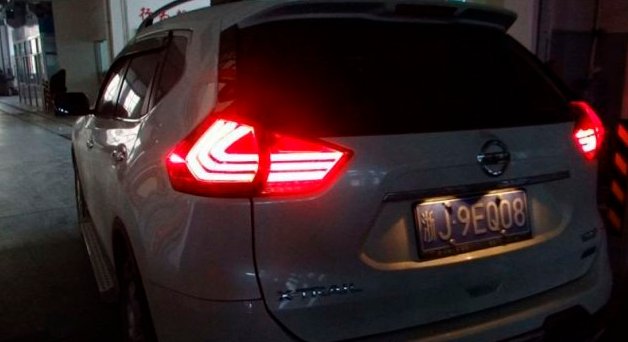 Задні ліхтарі LED Nissan X-Trail 2015-2021