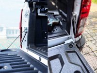 tailgate damper L200