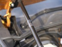 Амортизатор капота Hilux