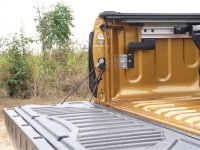 tailgate assist Hilux 