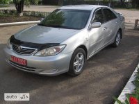 Спойлер капота, мухобойка для Toyota Camry 2003-2006