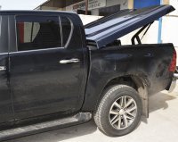 Крышка кузова Toyota Hilux 2015+ Aeroklas Aviator  c электромоторами