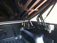 Крышка кузова Aeroklas Mazda BT-50 2006-2012 с электромоторами Крышка кузова Aeroklas Mazda BT-50 2006-2012 с электромоторами