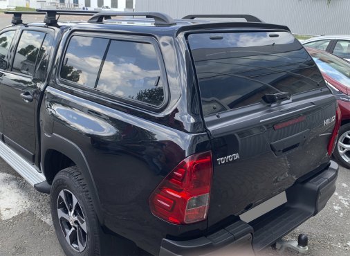 Кунг Toyota Hilux 2015+ Aeroklas Innover с раздвижными стеклами