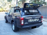 Кунг Isuzu D-Max 2016-2021 Aeroklas со стеклами вверх Кунг Isuzu D-Max 2016-2021 Aeroklas со стеклами вверх