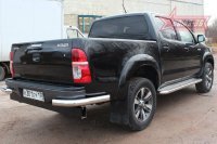 Уголки одинарные на Toyota Hilux (60 диаметр)