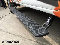 Выдвижные подножки с электроприводом Toyota Hilux 2015+ E-Board Выдвижные подножки с электроприводом Toyota Hilux 2015+ E-Board