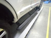 Выдвижные подножки с электроприводом Toyota Land Cruiser 200 E-Board