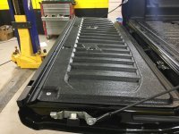 Ролета Roll-N-Lock для кузова Mercedes X-Class 2018+