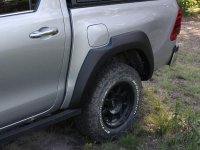 fender flares hilux