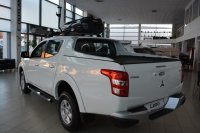 Cпойлер кузова + ролета RoLL n Lock  Mitsubishi L200 2016 -2019
