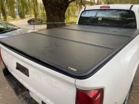 Кришка кузова Toyota Tacoma 2016+ з трьох секцій AR Design Кришка кузова Toyota Tacoma 2016+ з трьох секцій AR Design