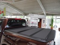 Трехсекционная крышка BAKFlip MX4 Mercedes X-Class  2018+ 