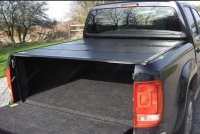 Четырехсекционная крышка кузова BAKFlip MX4  для VW Amarok