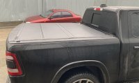 Крышка кузова  Dodge Ram 5.5/6.5' 2019+ из четырех секций AR Design