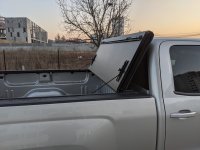 Крышка кузова GMC Sierra  из четырех секций Крышка кузова GMC Sierra  из четырех секций