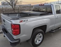 Крышка кузова GMC Sierra  из четырех секций Крышка кузова GMC Sierra  из четырех секций