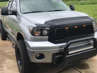 Спойлер капота Aeroskin II для Toyota Sequoia 2008+