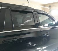 Дефлекторы окон ветровики для GMC Yukon 2015-2020