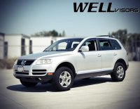 Дефлекторы окон ветровики для VW Touareg 2003-2010 с черным молдингом
