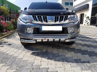 Защита переднего бампера с грилем Mitsubishi L200 2016-2019 модель Graunder