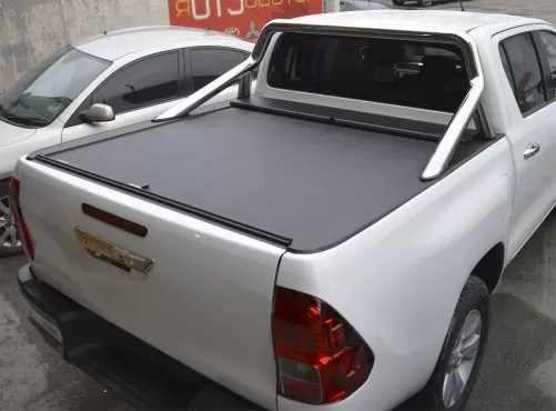 Ролета кузова Toyota Hilux 2015+ Roll-N-Lock
